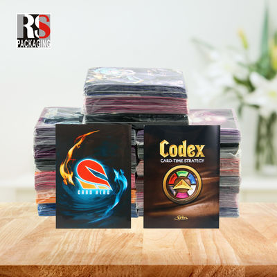 透明 カスタマイズされたプラスチックMTG カード袖 TCG Yugioh トレーディングカード保護具